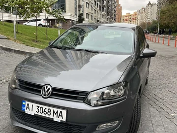 Авто Volkswagen Polo 2011 № 8181003