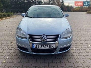 Авто Volkswagen Jetta 2010 № 8181024