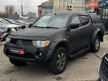 Авто Mitsubishi L 200 2009 № 8181041