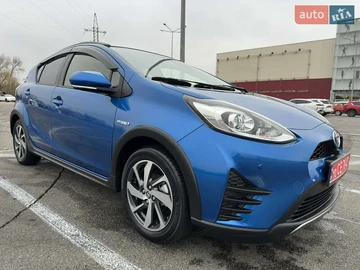 Авто Toyota Aqua 2019 № 8181218