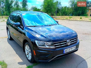 Авто Volkswagen Tiguan 2017 № 8181327