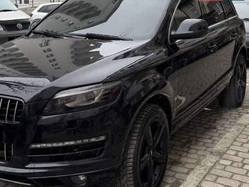 Авто Audi Q7 2010 № 8181329