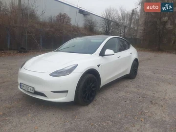 Авто Tesla Model Y 2022 № 8181332