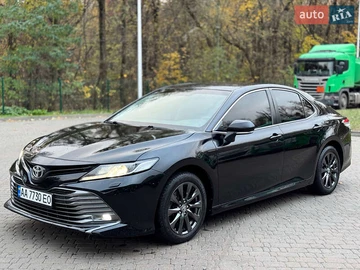 Авто Toyota Camry 2019 № 8181346