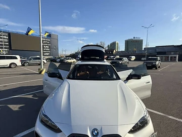 Авто BMW I4 2023 № 8181388