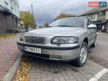 Авто Volvo V70 2000 № 8181525