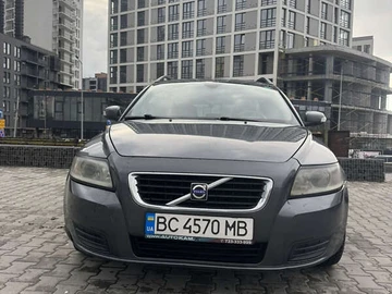 Авто Volvo V50 2008 № 8181650