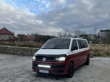 Авто Volkswagen Transporter 2010 № 8181914
