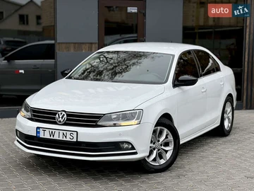 Авто Volkswagen Jetta 2016 № 8181926