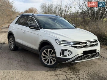 Авто Volkswagen T-Roc 2023 № 8182262
