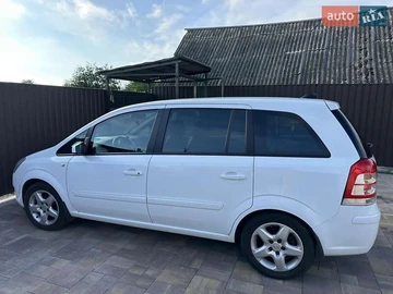 Авто Opel Zafira 2008 № 8182576