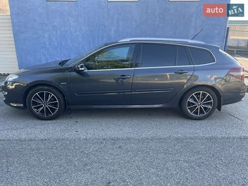 Авто Renault Laguna 2012 № 8182577