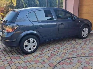 Авто Opel Astra 2011 № 8182659
