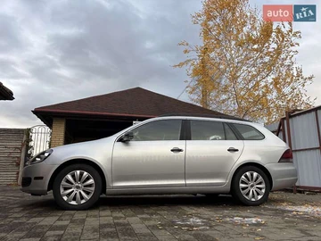 Авто Volkswagen Golf 2012 № 8182801