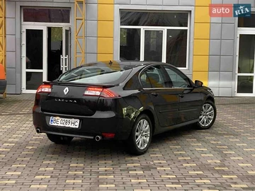 Авто Renault Laguna 2012 № 8182902