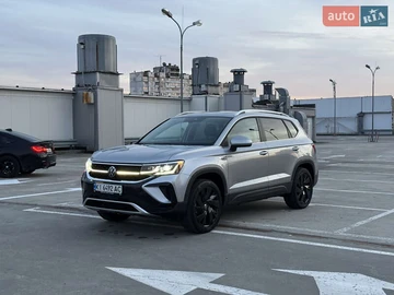 Авто Volkswagen Taos 2023 № 8183157
