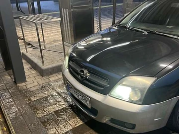 Авто Opel Astra Gtc 2004 № 8183231