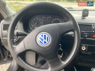 Авто Volkswagen Bora 2001 № 8183251