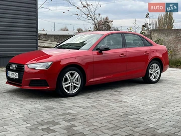 Авто Audi A4 2018 № 8183406