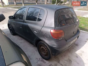 Авто Toyota Yaris 2005 № 8183661