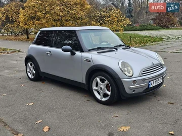 Авто MINI Hatch 2004 № 8183970
