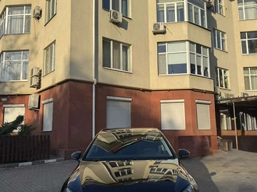 Авто Volkswagen E-Golf 2016 № 8184186