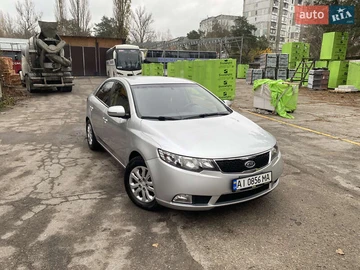 Авто KIA Cerato 2011 № 8184727