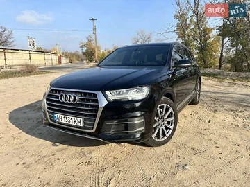 Авто Audi Q7 2018 № 8185050