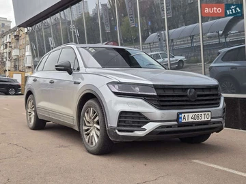 Авто Volkswagen Touareg 2022 № 8185052