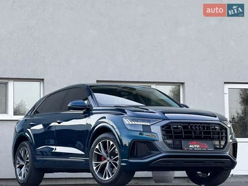 Авто Audi Q8 2021 № 8185057