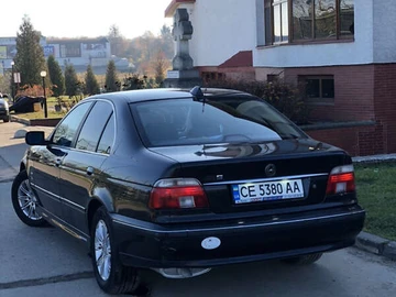 Авто BMW 5 Series 2000 № 8185074