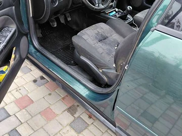 Авто Volkswagen Passat 1999 № 8185079