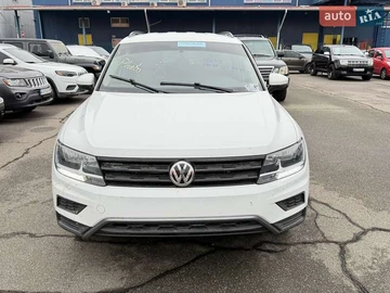Авто Volkswagen Tiguan 2020 № 8185493
