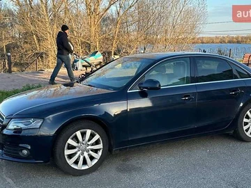 Авто Audi A4 2011 № 8185504