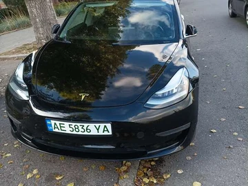 Авто Tesla Model 3 2019 № 8185596