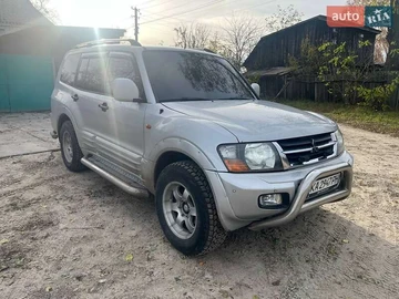 Авто Mitsubishi Pajero 2001 № 8185977
