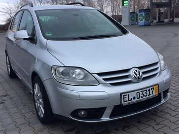Авто Volkswagen Golf Plus 2008 № 8185994
