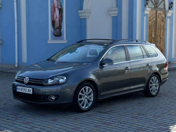 Авто Volkswagen Golf 2009 № 8185996
