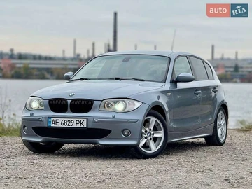 Авто BMW 1 Series 2004 № 8186000