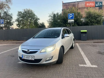 Авто Opel Astra 2011 № 8186003