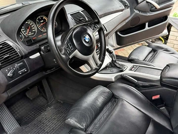 Авто BMW X5 2002 № 8186216