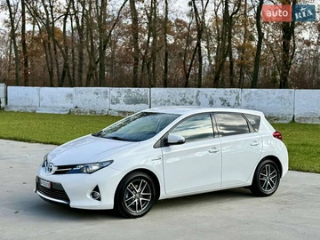 Авто Toyota Auris 2014 № 8186273
