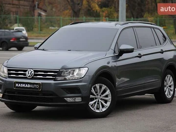 Авто Volkswagen Tiguan 2017 № 8186376