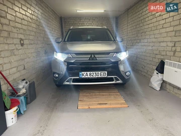 Авто Mitsubishi Outlander 2019 № 8186397