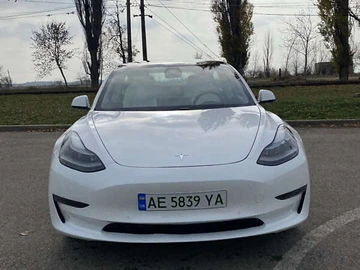 Авто Tesla Model 3 2021 № 8186400