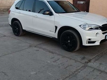 Авто BMW X5 2016 № 8186519