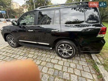Авто Toyota Land Cruiser 2020 № 8186619