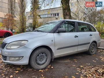 Авто Skoda Fabia 2010 № 8186651