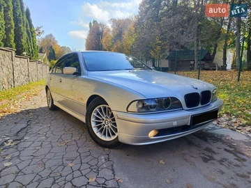 Авто BMW 5 Series 2002 № 8186815