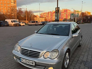 Авто Mercedes C-Class 2005 № 8186949